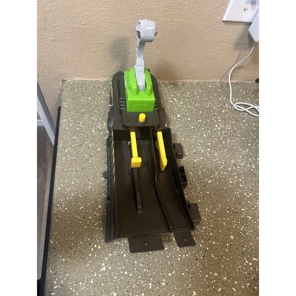 Hot Wheels Launcher Plastic 2019‎ Mattel GKY00 1186 MJ 1 NL